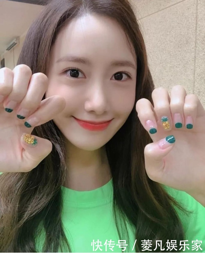 跟风女明星们的美甲风潮，get这4款，你就是秋冬季节最靓的崽