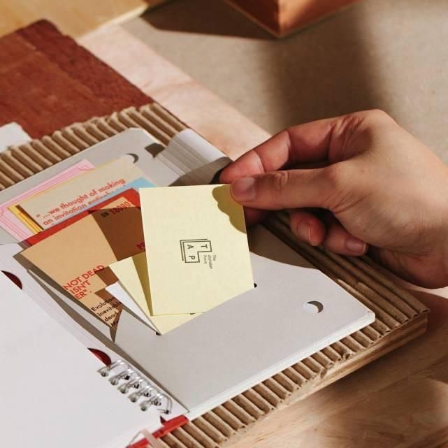 带来|丢掉手机看看纸笔带来的治愈,说不定还能为你的工作添灯加油