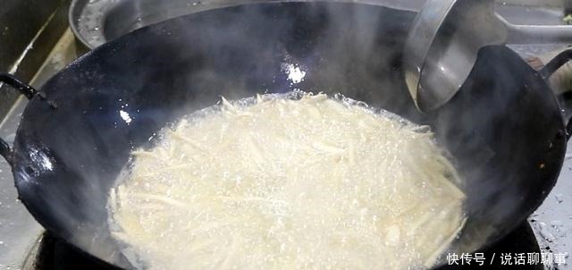 这才是杏鲍菇最好吃的做法,出锅拿肉都不换,连吃一周也不腻