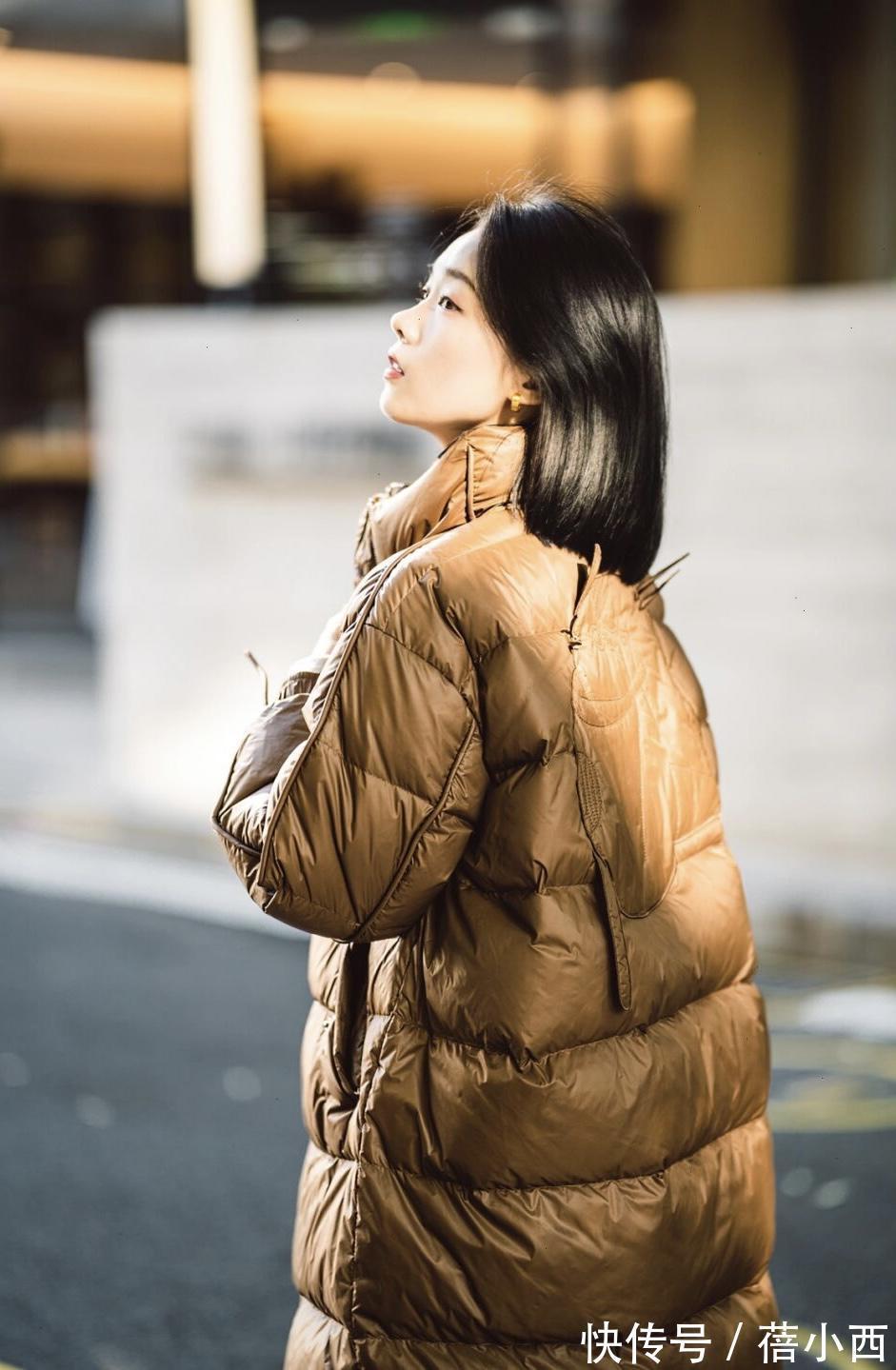 钻风|能照搬的“羽绒服”穿搭来了,搭配牛仔裤、半身裙,简约又时髦