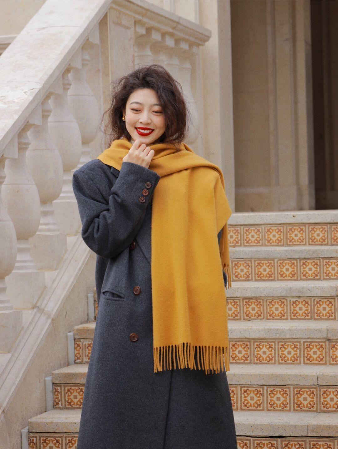 大衣 这些“大衣穿搭”才叫高级,保暖舒适又有气场,日常实用不挑人