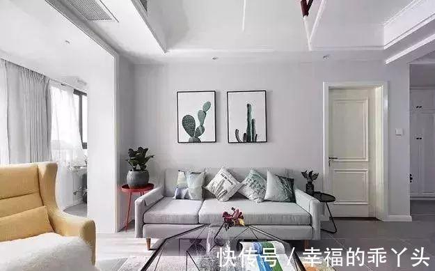 u形|客厅怎么放沙发?别再用3+2+1的方式了,现在流行这样摆