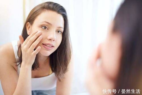 去角质|让皮肤变差的3种护肤方式,真的,你还不如只用清水洗脸