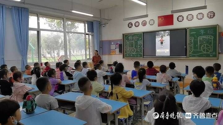 王金刚|送上开学礼，萌娃齐登场！德州市湖滨北路小学新生报到了