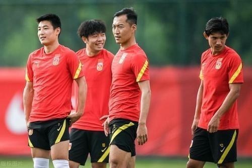 阿曼队|恭喜国足!亚足联送及时雨,李铁运气真好,解决了后顾之忧