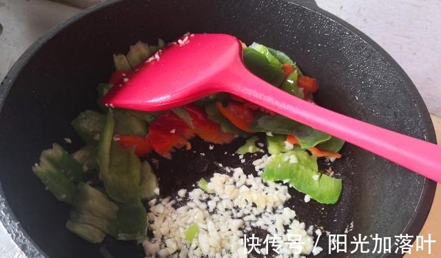 蟹钳|秋季正是它最肥美鲜嫩的季节,别总是清蒸了,这样来一盘鲜嫩可口!