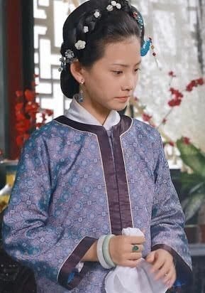 王熙凤!红楼梦最后的结局太悲凉,但这三个人的结局却是例外