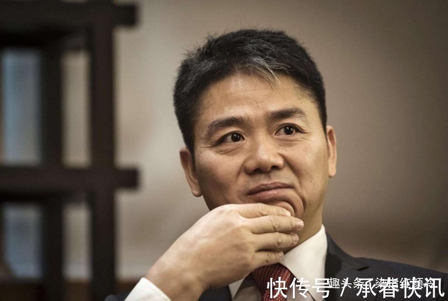 章泽天|京东员工为救“他人”落水，意外去世，刘强东的做法“暴露”人品