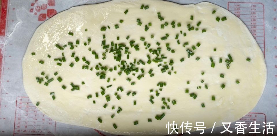 家常烙饼最简单的做法,不用揉面不用油酥,柔软又多层,凉了不硬