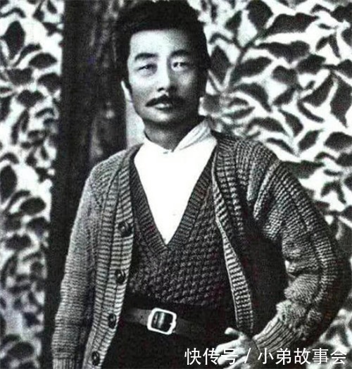 郭沫若写4字骂鲁迅,鲁迅加1字回怼,世人笑称这便是老郭的一生