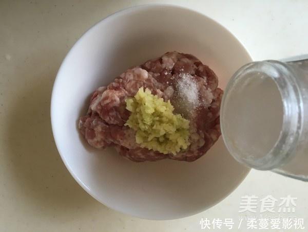 爱吃豆腐，这一个新招，你可得记住，简单又好吃，怎么吃都不腻