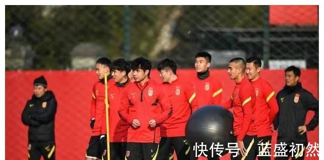 洛国富|国足征战日本越南的名单确定艾克森,李磊落选,山东泰山7人!