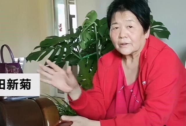 元气大伤|67岁宝妈生女近1年,身体年轻20岁,一家3口生活羡煞旁人