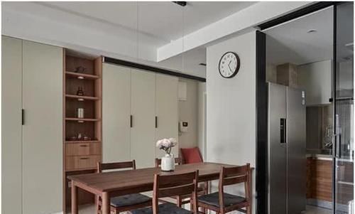 老婆|不顾家人反对,坚持装修“极简风”,完工后老婆夸我有远见,晒晒