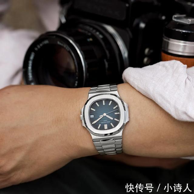 朗格 2022年薪百万程序员画像:穿优衣库,戴劳力士