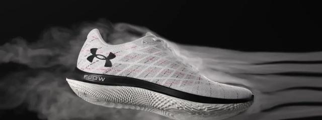 boost 库里8与跑鞋共底的设计,究竟是创新还是失误?