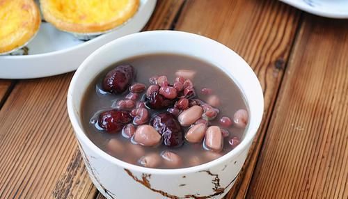 愛美女人推薦三種食物，排毒養顏，補血益氣，營養又瘦身