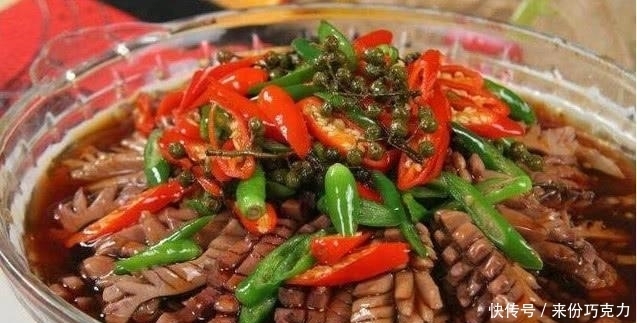 美食推荐:土豆炒芹菜,菠菜拌猪肝,西红柿豆腐,老干妈炒腰花