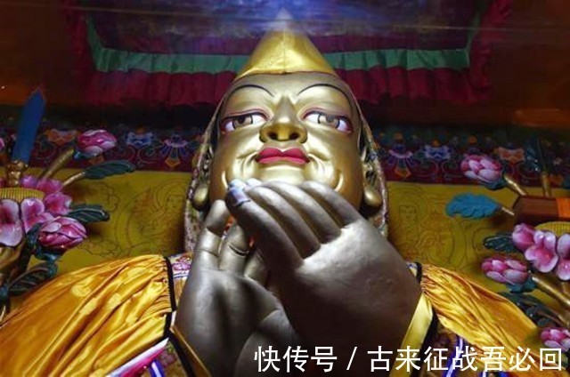 达赖@“达赖”与“班禅”究竟是什么关系?二者谁的地位更高?