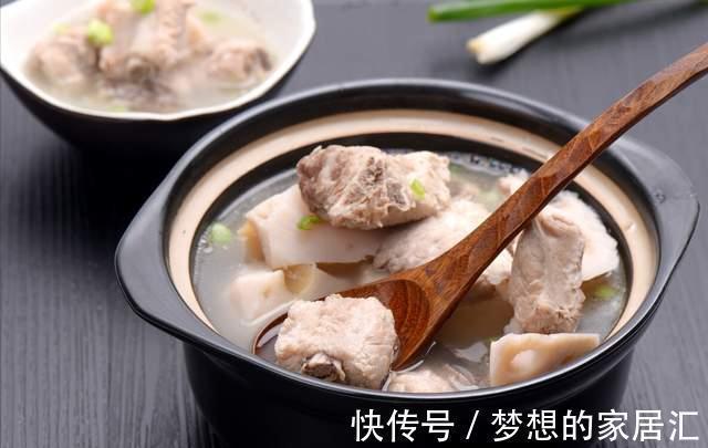 君子兰这样养，不黄叶不烂根，叶绿花艳，开花多