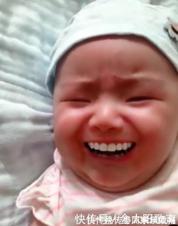 呆萌|婴儿有了牙齿是什么样的画风瞬间从呆萌变成了搞笑,太秀了