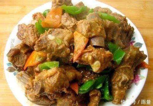 鲜香|夏天这样吃肉，鲜香不腻，特别开胃解馋，家人都爱吃