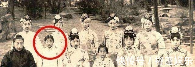 |搞笑外国人:学校里的爆笑尴尬趣味,你碰到这种情况会怎么办