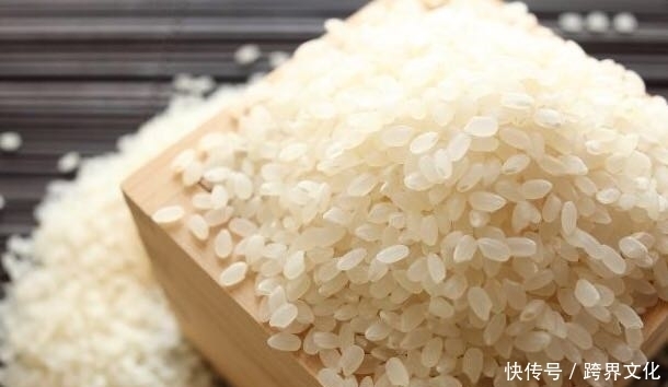  食材|早起喝一杯黄芪水，气血双补，用此2种食疗方式，你会有“惊喜”
