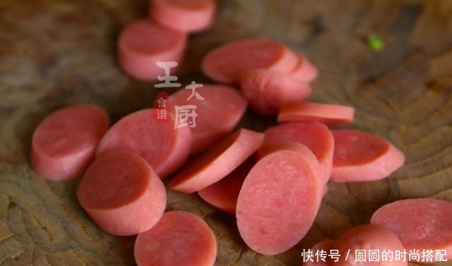 学会|一款风味独特的小吃,超美味的香烤油条,不学会太可惜了