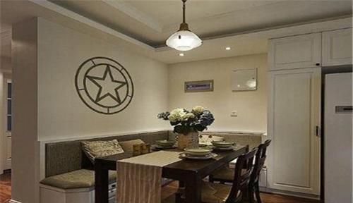 卡座|家里不要买传统餐桌了，如今都是这样设计，懊悔没早点知道