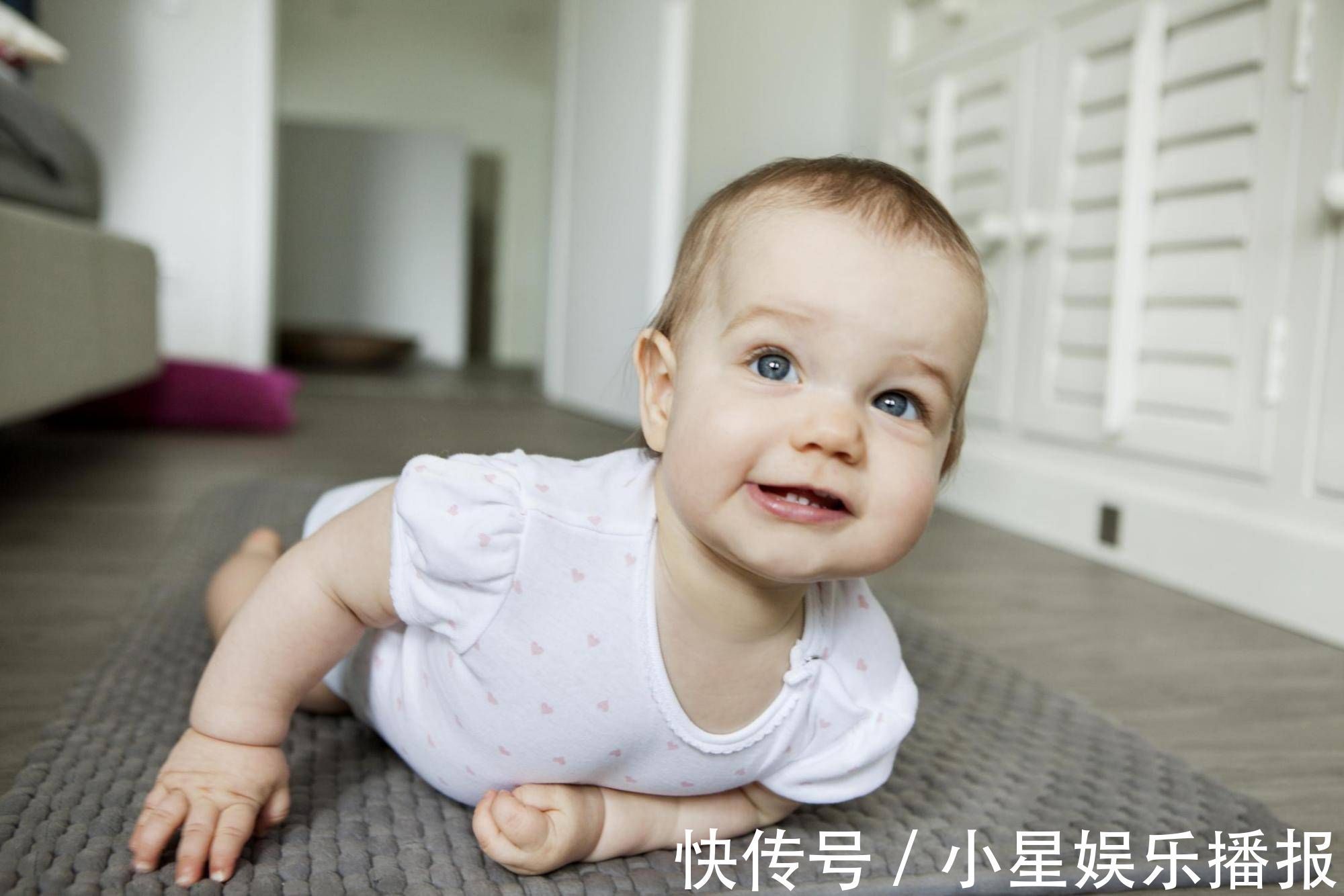 发育|宝宝学走路时的三个常见“误区”,既伤骨骼发,又影响走姿