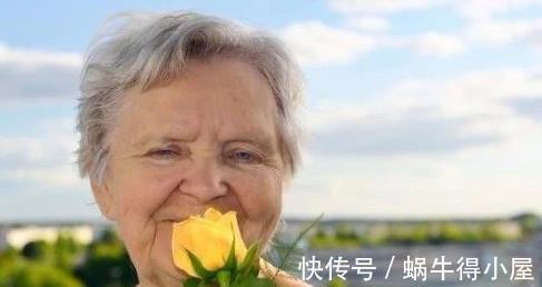 身体|女性迈入衰老时，多有6大表现，若1个不占，恭喜身体不错，能长寿