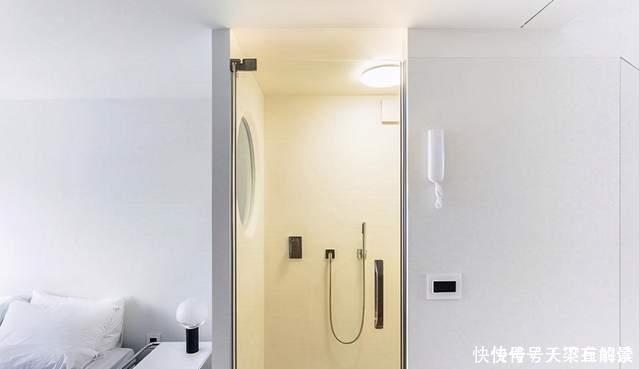 小一|夫妻33㎡小家改造：厨房装在衣橱里，卫生间圆形玻璃采光，惊艳！