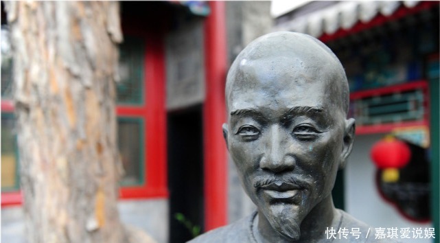 乾隆出上联“坐北朝南吃西瓜,籽往东放”,纪晓岚要怎么应对?