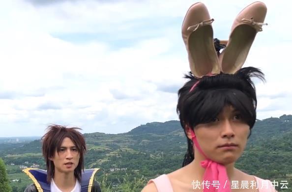 唐三|斗罗大陆山寨版唐昊红色昊天锤特效扎实,浮空魂环配置成为亮点!