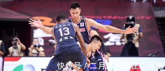 李原宇|中青报很务实,易建联掩护动作非正规,CBA官方确定第三阶段赛区