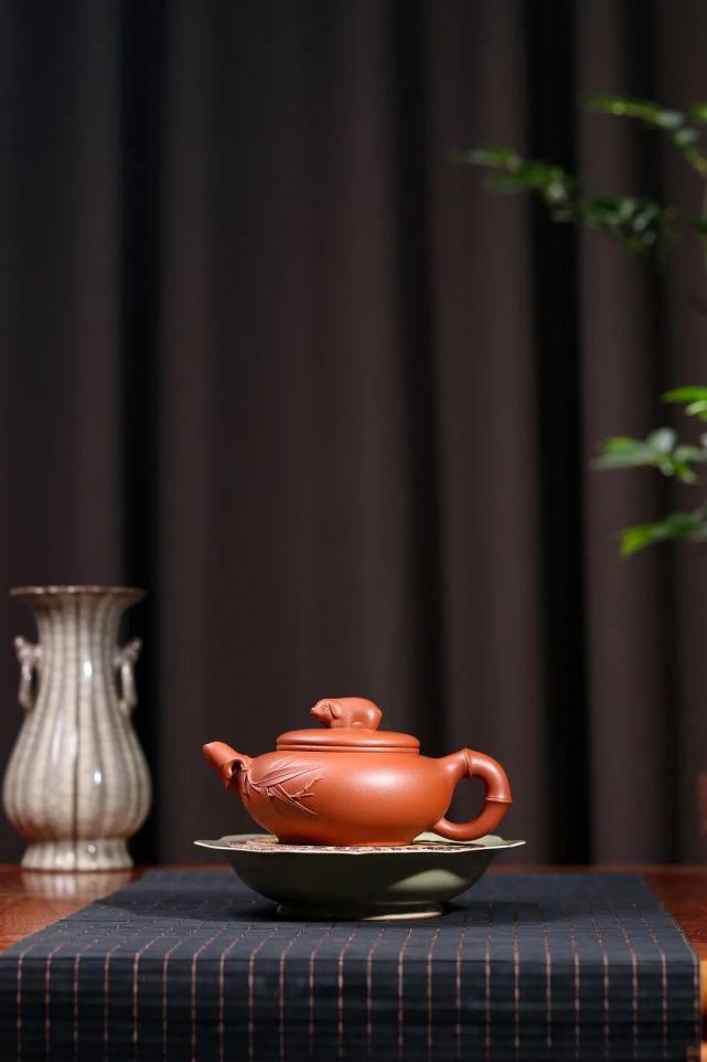 花器|拙朴灵动，寄情于壶——史银之