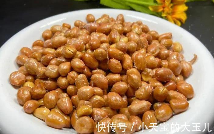 今天才知道，炸花生米先放油是大错？教你一招，花生米粒粒嘎嘣脆