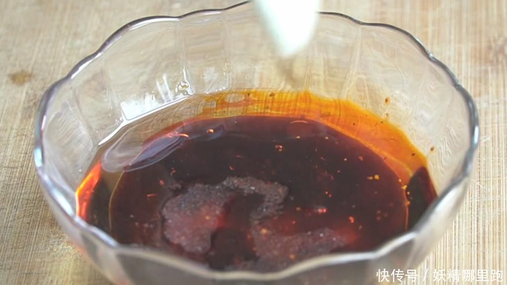 立秋之后贴秋膘，鸡胸肉不炒不炸不煲汤，麻辣美味不发胖，营养减脂两不误