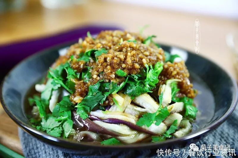 喝酒必点15道最硬的下酒菜，前10道都很家常，后4道酒鬼最爱