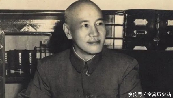 成全|他推辞拒娶宋美龄,不当黄埔军校校长,全都是为了成全蒋介石