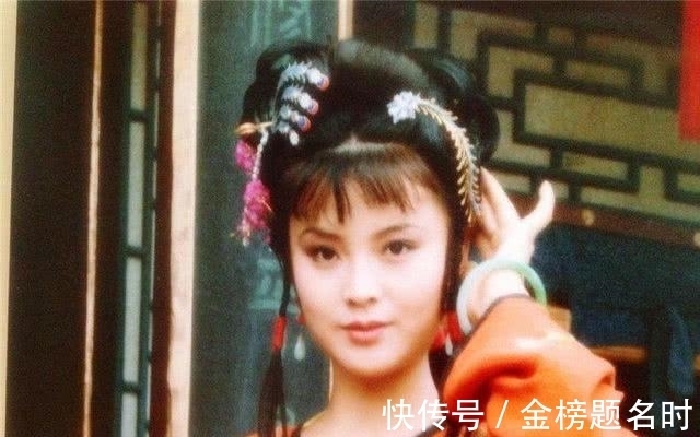 贾珍|《红楼梦》尤三姐骂贾琏“清水下杂面,你吃我看见”,什么意思?