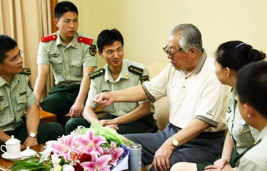 老总|炮兵指导员写志愿军战歌,彭老总:哪个秀才写的?写得好