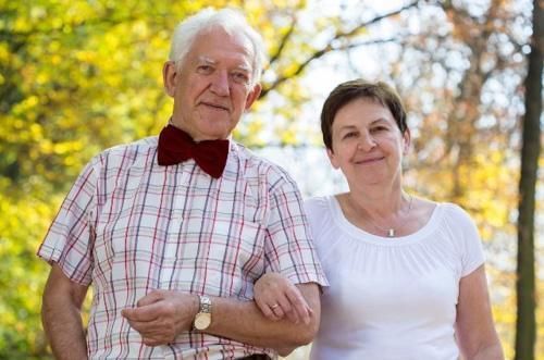 生育年龄|“假丁克”正悄然流行,理由让人觉得无奈,三个问题会逐渐显露