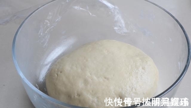 包子别再发面了,教你新吃法,皮薄馅儿大,比发面的好吃10倍!