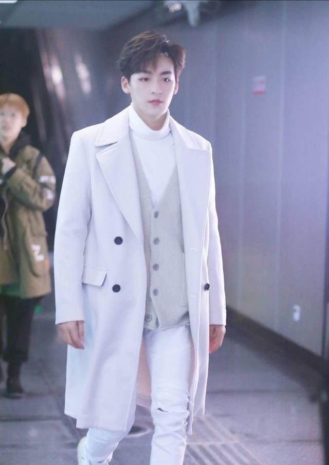 内娱男团的5位门面担当:林彦俊制霸本人,宋亚轩日系美少年