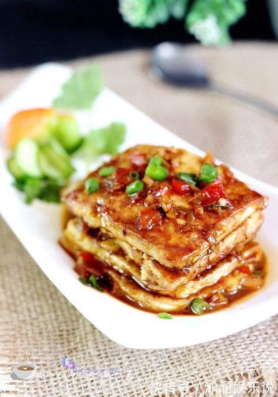 豆腐又一种好吃爆的做法!又香又快,还没出锅都想抓几块吃