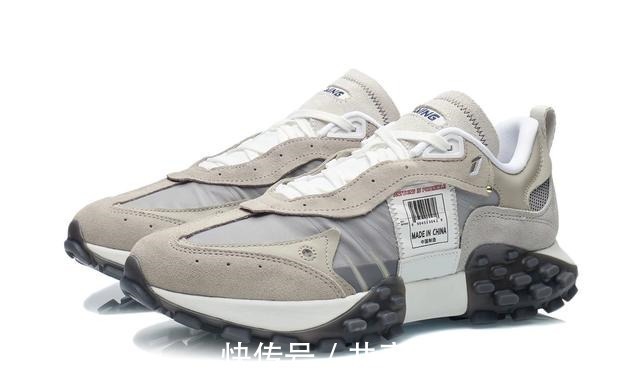 材质 夸张设计真潮真吸睛,高级复古气质满分的神仙跑鞋!