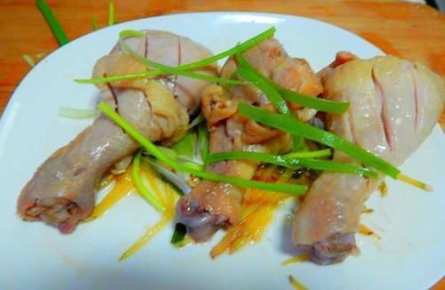 鲜嫩|夏天最爱这个菜,蒸一蒸,远离油烟,鲜嫩好吃,孩子怎么吃都不腻