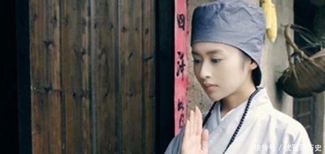 知府|清朝一老镖师,半路给了一个小尼姑几张饼,因此救了自己一命